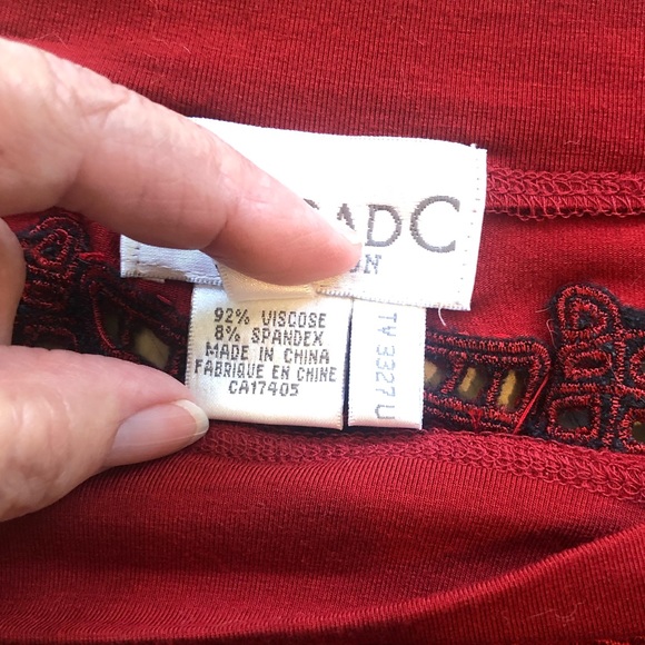 Sexy Red Cutout Design Pullover Top - Picture 4 of 5